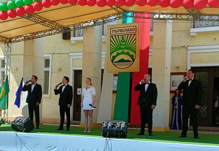 Първомай посрещна празника си в присъствието на вицепрезидента