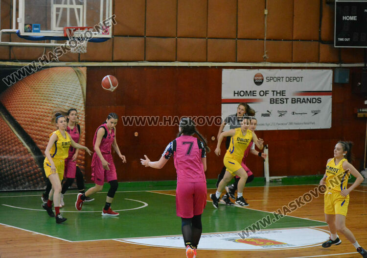 Хасково домакинства на финалите на ученическите игри за девойки по баскетбол и хандбал