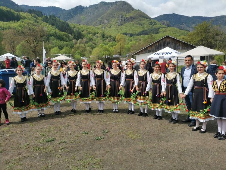 Народно веселие, курбан и футболен турнир за Гергьовден в Девин 
