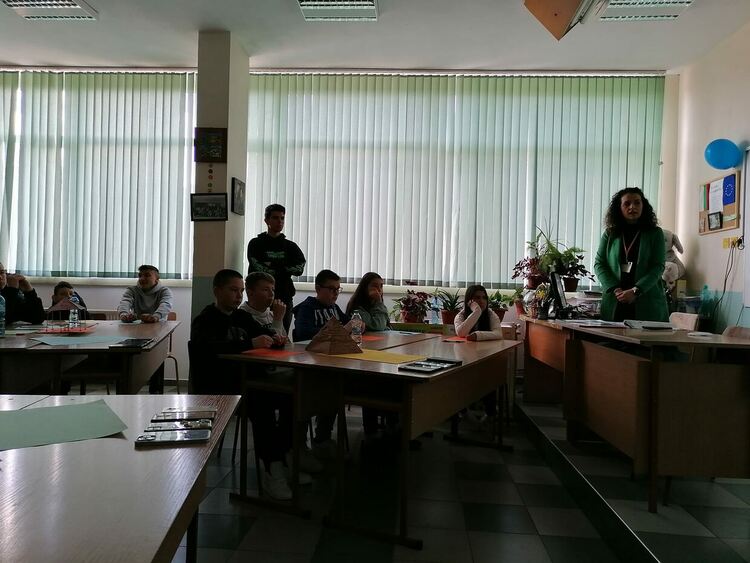 СУ "Св.св. Кирил и Методий" - домакин на срещи по НП "Иновации в действие"