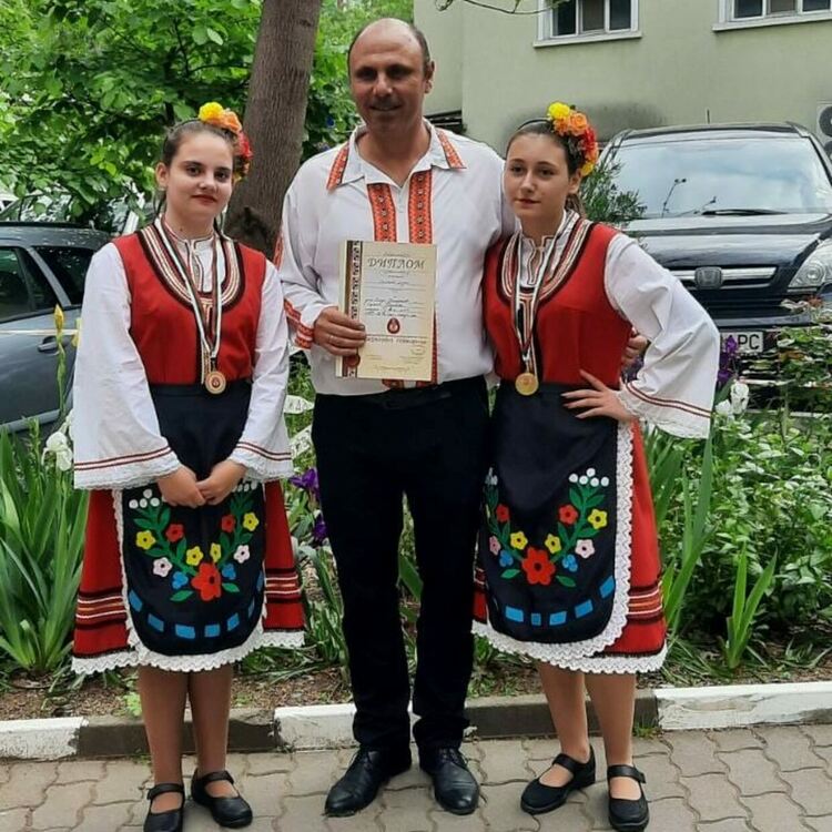 Първи успех записаха деца от новосформираната фолклорна група "Тракийче"