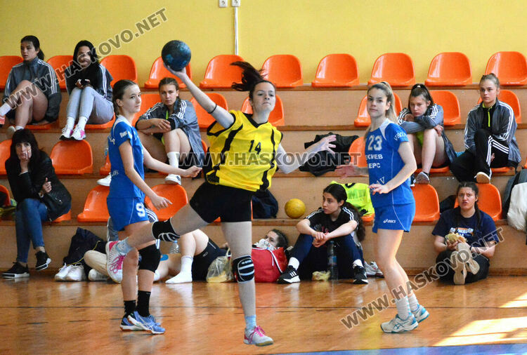 Хандбалният тим на Царската гимназия е вицешампион на Ученическите игри