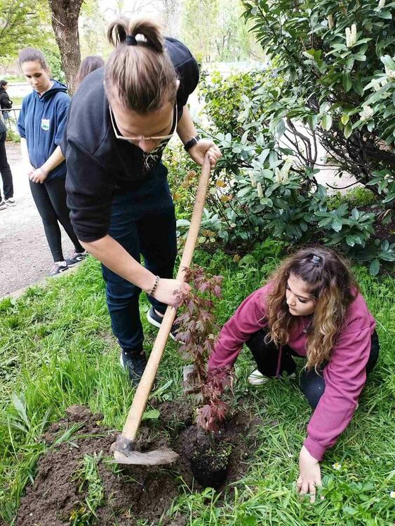 Гимназията по туризъм в Хасково обмени иновативни практики с три училища