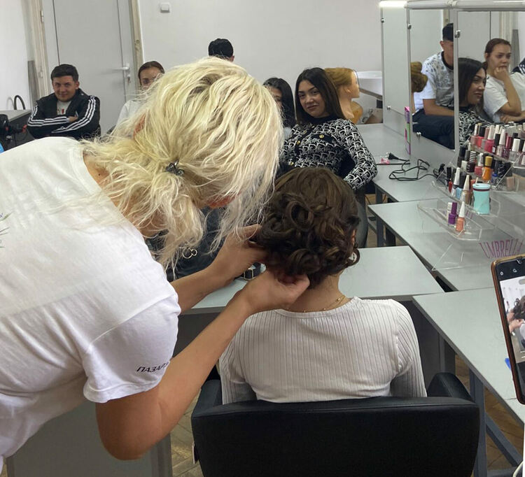 Рекордьор на Гинес на гости в ПГЛП „Райна Княгиня“