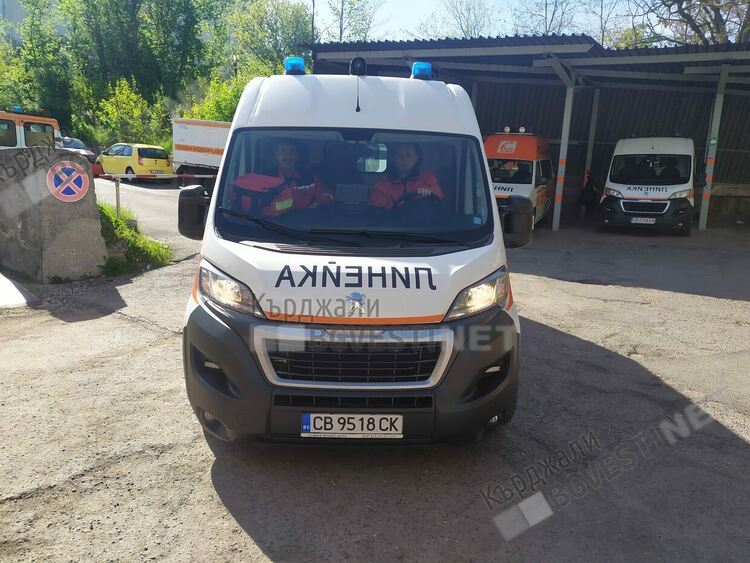 Спешните ни медици в Кърджали:  Не само спасяваме животи, случва се да рискуваме и своите!/Снимки/