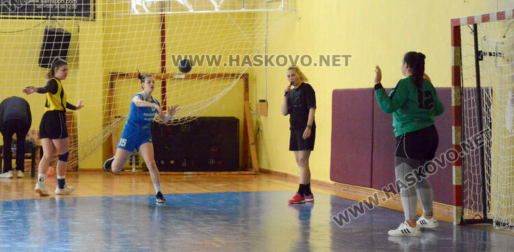 Хандбалният тим на Царската гимназия е вицешампион на Ученическите игри