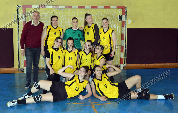 Хандбалният тим на Царската гимназия е вицешампион на Ученическите игри