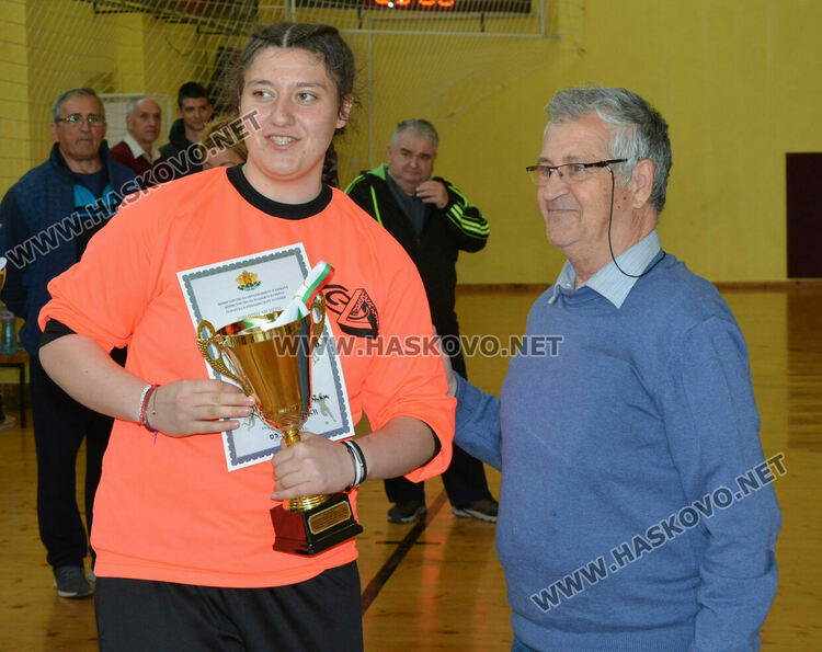 Хандбалният тим на Царската гимназия е вицешампион на Ученическите игри