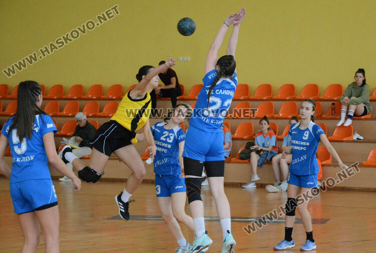 Хандбалният тим на Царската гимназия е вицешампион на Ученическите игри