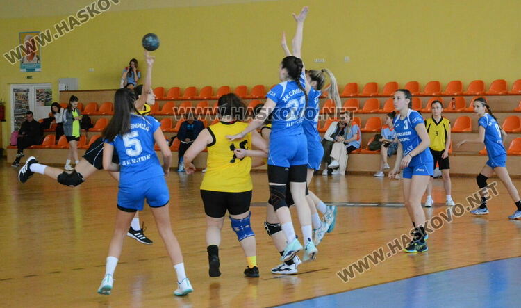 Хандбалният тим на Царската гимназия е вицешампион на Ученическите игри