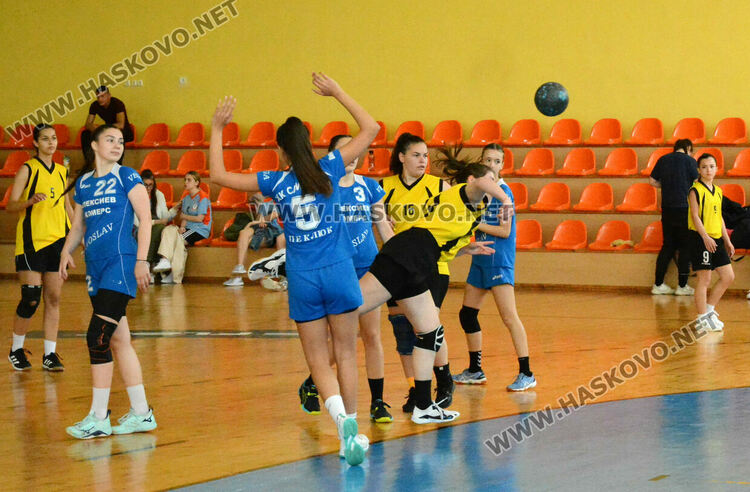 Хандбалният тим на Царската гимназия е вицешампион на Ученическите игри