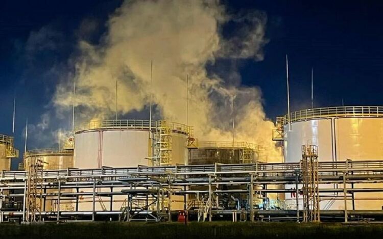 Втора руска рафинерия ударена с дрон - коментари в западни издания