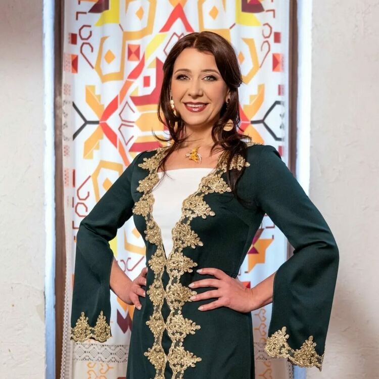 Надя Казакова