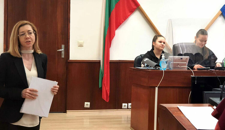 Ученици влязоха в ролята на съдии, прокурори, адвокати