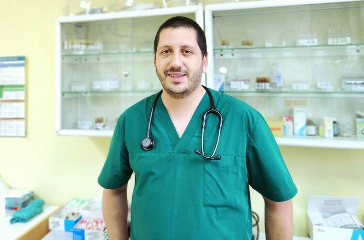 Д-р Васил Гривнев