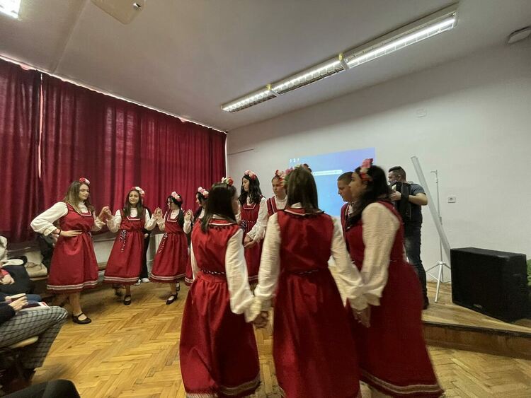 С пищно тържество,много събития и настроение в  ПГИ „Карл Маркс“ отбелязаха патронния празник на училището