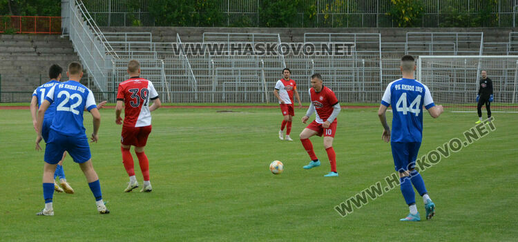 Ветеранът Тодор Колев донесе успеха на “Саяна -Хасково” над “Ямбол”