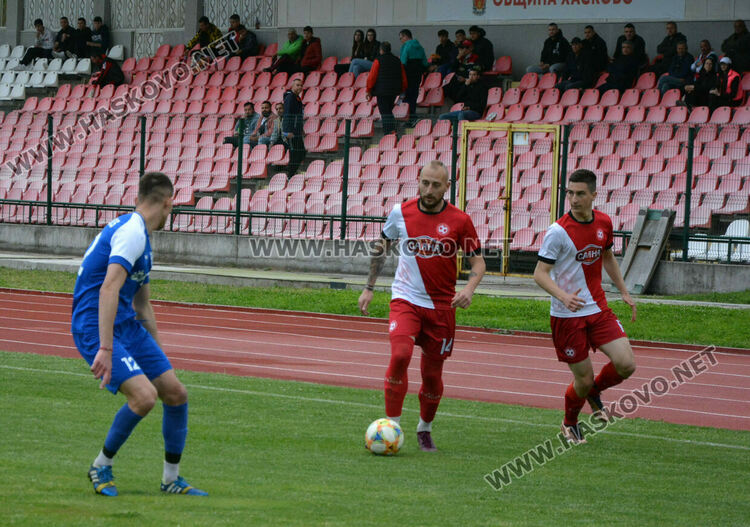 Ветеранът Тодор Колев донесе успеха на “Саяна -Хасково” над “Ямбол”