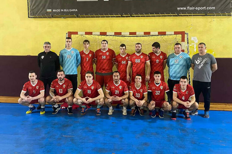 Благотворителна акция в Минерални бани събира средства за лечението на млад спортист