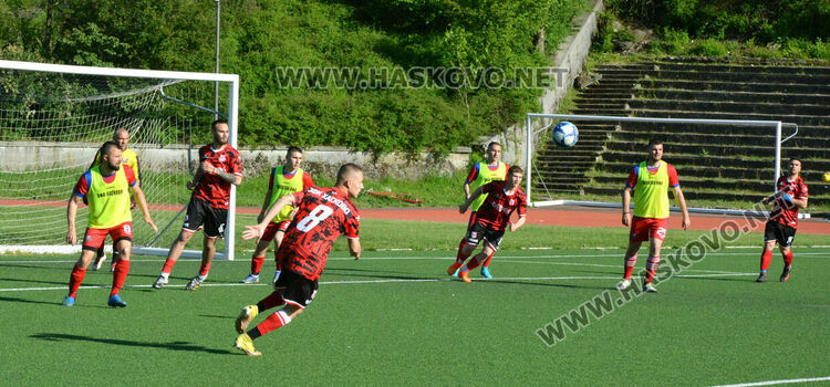 ОФК „Хасково“ с убедителна победа над „Хеброс“
