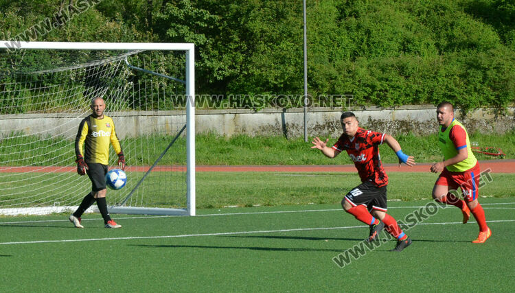 ОФК „Хасково“ с убедителна победа над „Хеброс“
