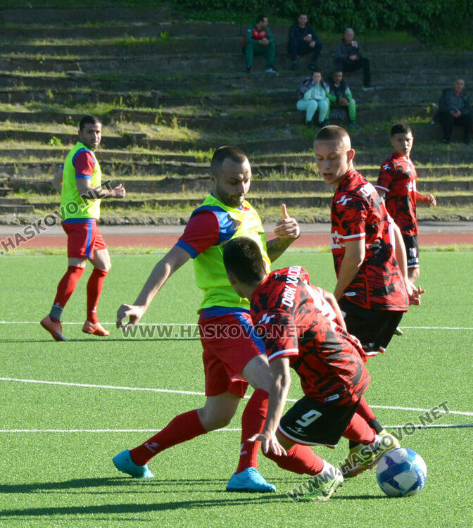 ОФК „Хасково“ с убедителна победа над „Хеброс“