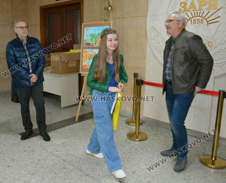 Наградиха 29 млади художници в конкурса „С очите си видях бедата“