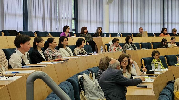 Международна научна библиотечна конференция започна в Димитровград днес