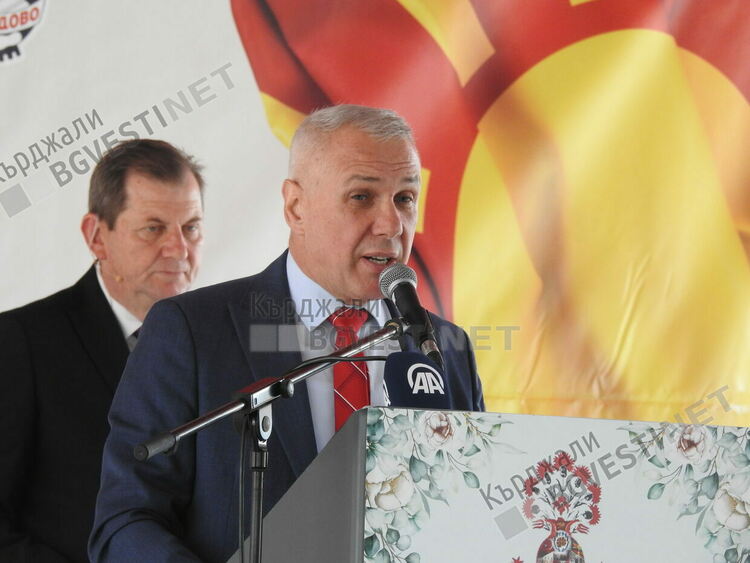 Фолклорният ансамбъл „Кърджали” спечели сърцата на публиката на престижен фестивал в Северна Македония