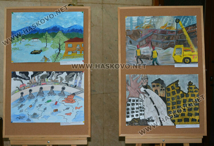 Наградиха 29 млади художници в конкурса „С очите си видях бедата“