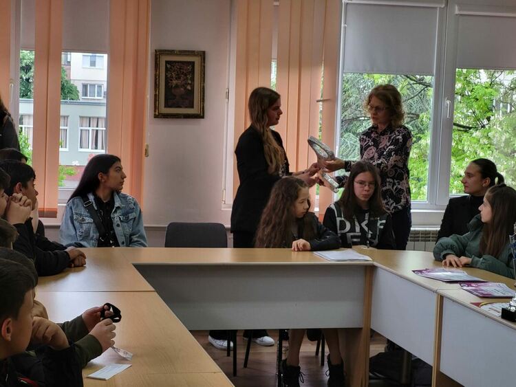 ОУ „Алеко Константинов“ имаше нов директор за ден