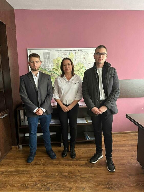 Ученици заеха ключови постове в Община Димитровград