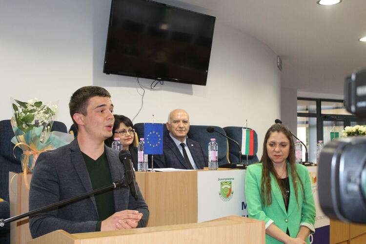 Международна научна библиотечна конференция започна в Димитровград днес