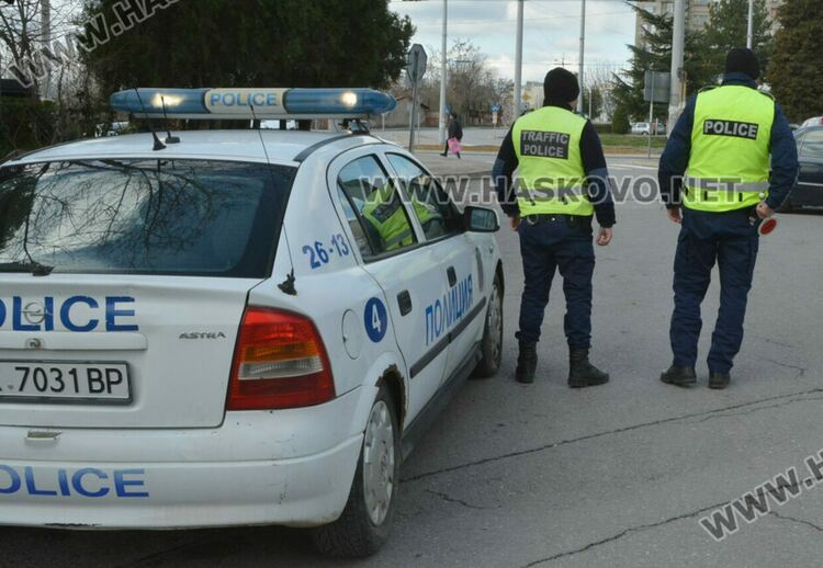 Откриха издирвани деца в Хасково, едното е задържано за дрога 