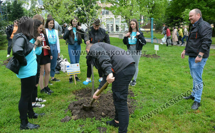 Хасково отбеляза Денят на Европа с екоакция