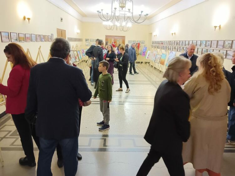 Откриха традиционната изложба за Деня на Европа