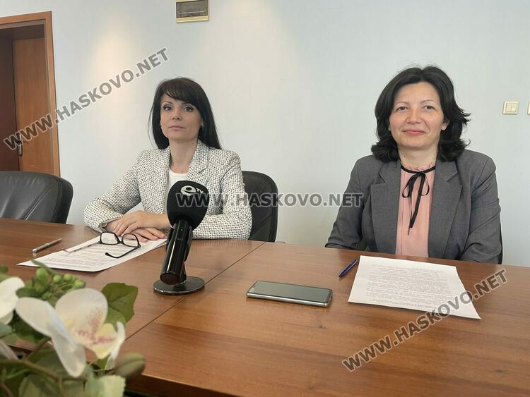 55 фолклорни групи и 95 индивидуални изпълнители в събора „Китна Тракия“ 