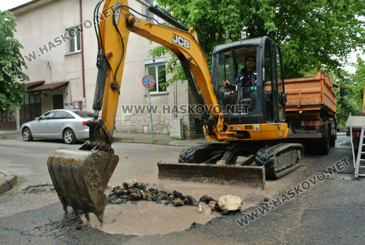 Затвориха част от ул. „Георги Кирков“ заради ВиК авария