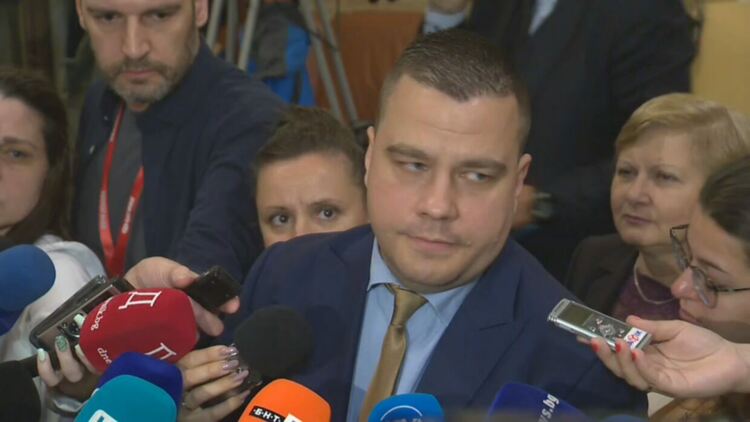 Станислав Балабанов за Мария Габриел: Тя е с добра визитка в Европа, но това нищо не означава