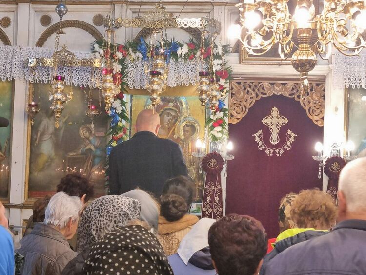 Хиляди миряни от цялата страна участваха в литийното шествие на Преполовение 