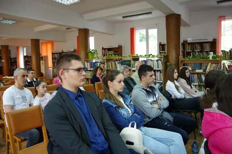 Пламен Асенов представи своята поредица „Великите европейци“ в Димитровград