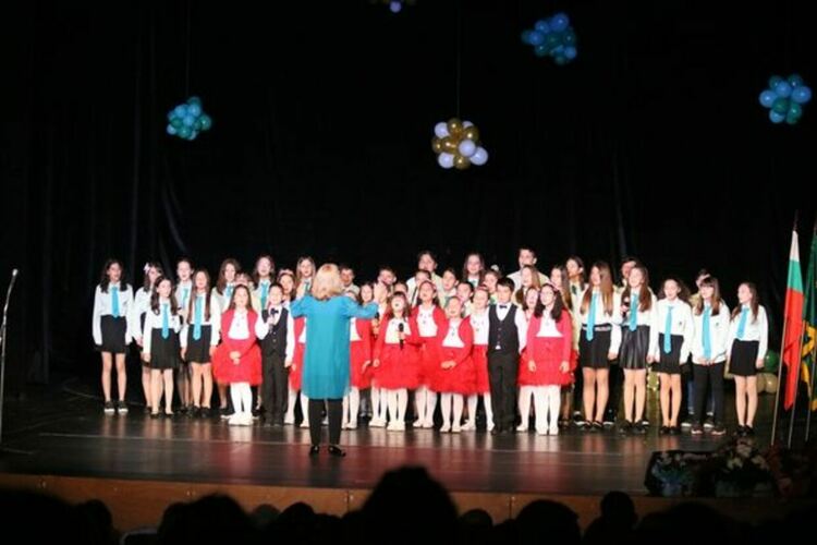 СУРИЧЕ „Д-р Петър Берон“ отпразнува 40 години