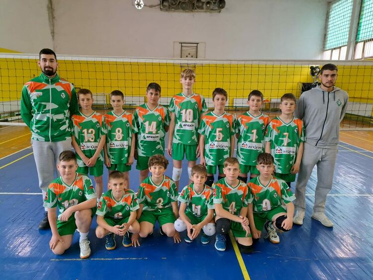 До тринайсетгодишните волейболистите на СКВ "Родопа"  са втори в региона