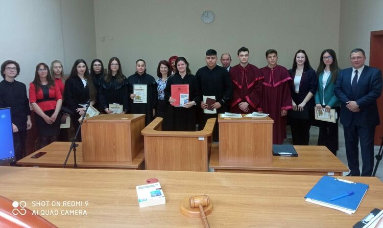 Ученици участваха в симулативен съдебен процес в Деня на отворените врати в Районен съд - Асеновград