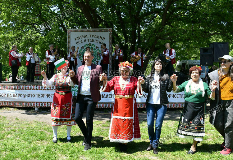 Танцов клуб „Балкан“ от Одрин даде старт на конкурсната програма на „Китна Тракия пее и танцува“