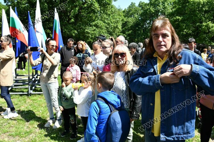 Танцов клуб „Балкан“ от Одрин даде старт на конкурсната програма на „Китна Тракия пее и танцува“