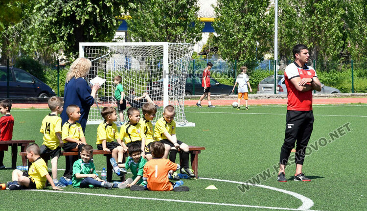 4 отбора се включиха в детски футболен турнир „Купа Хасково“