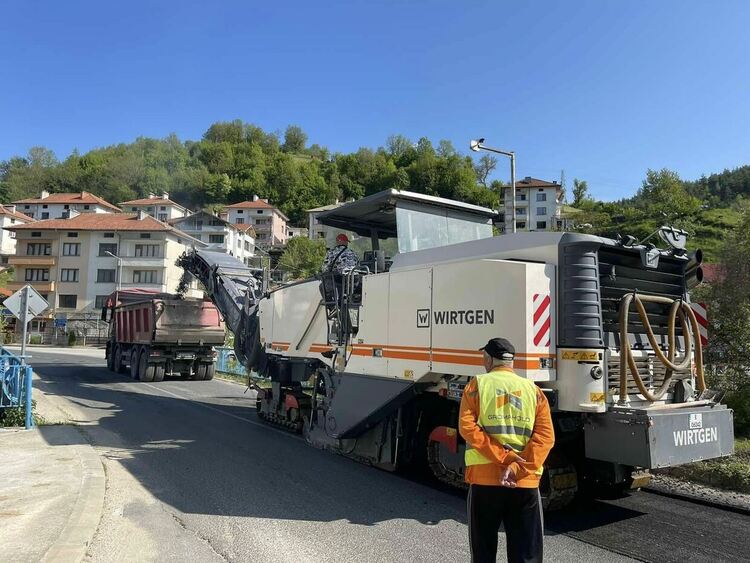 Тръгва ремонт на пътя Бял Извор-Неделино-Златоград,преасфалтират и главната улица на Неделино