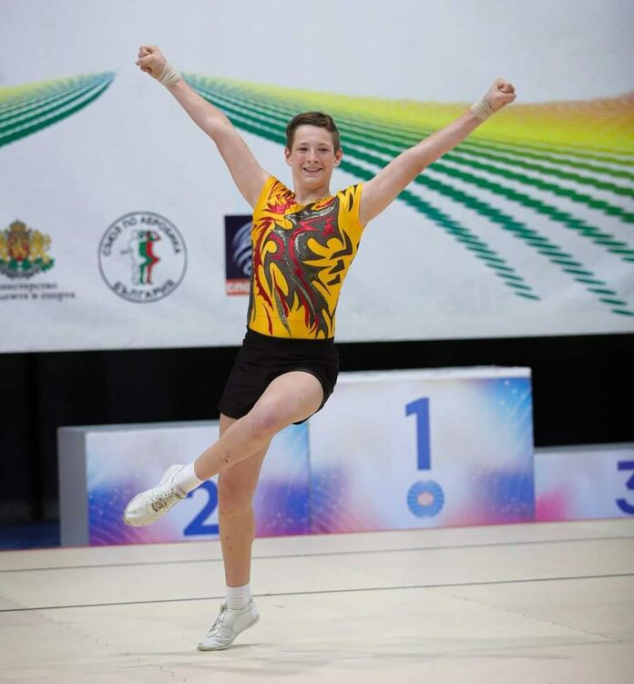 Куп медали за „Мега спорт“ от държавното по спортна аеробика