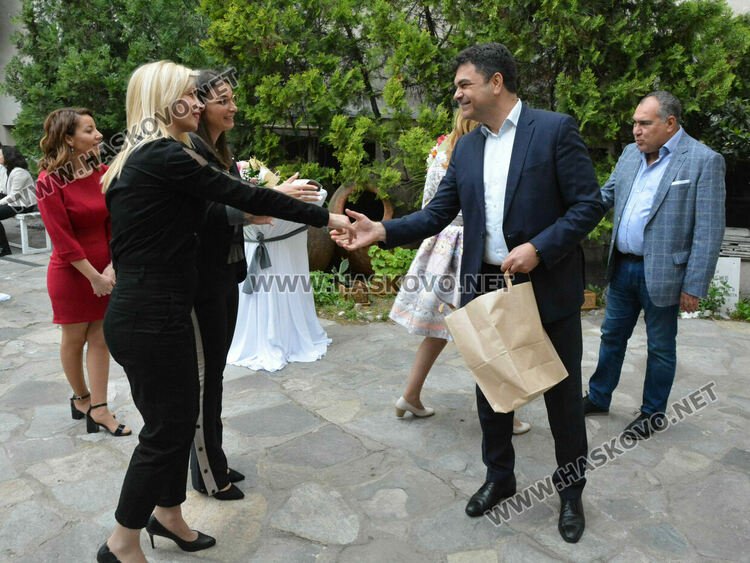 Телевизия eTV навърши 10 години